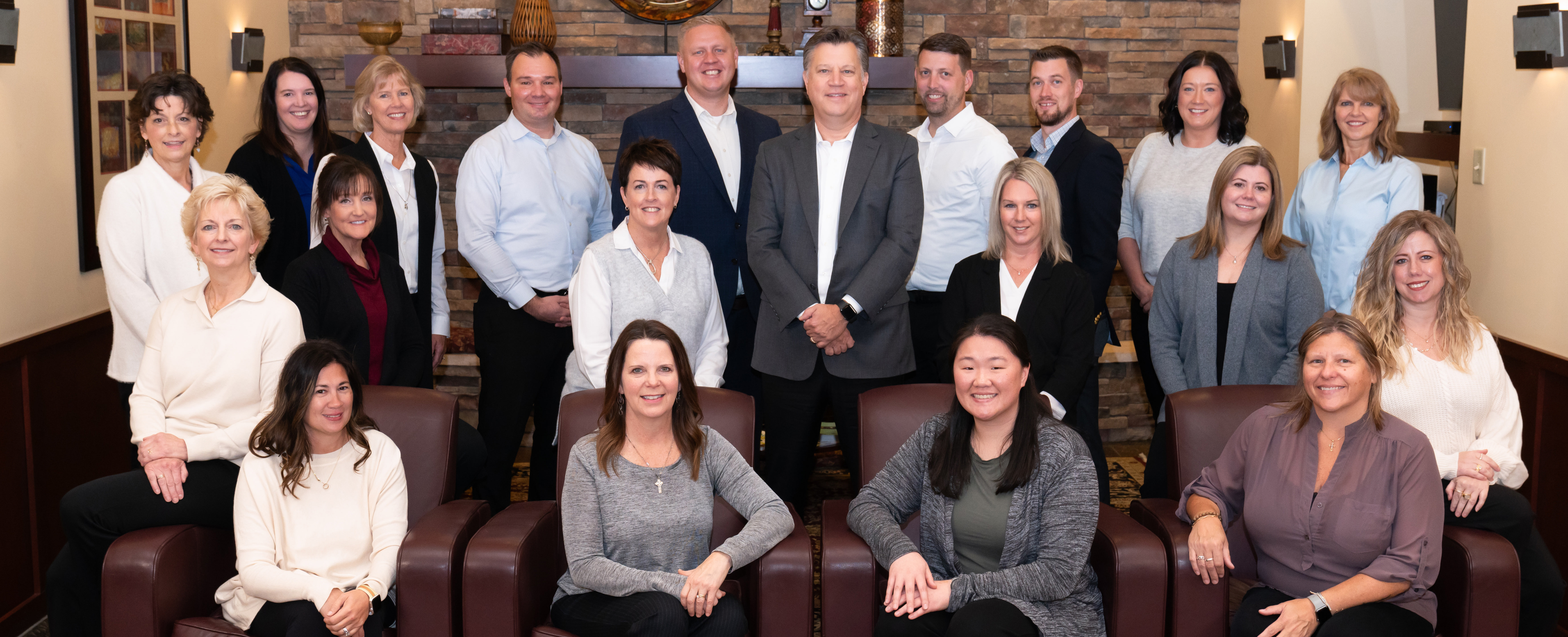 Group photo of the employees from Lakeview Bank